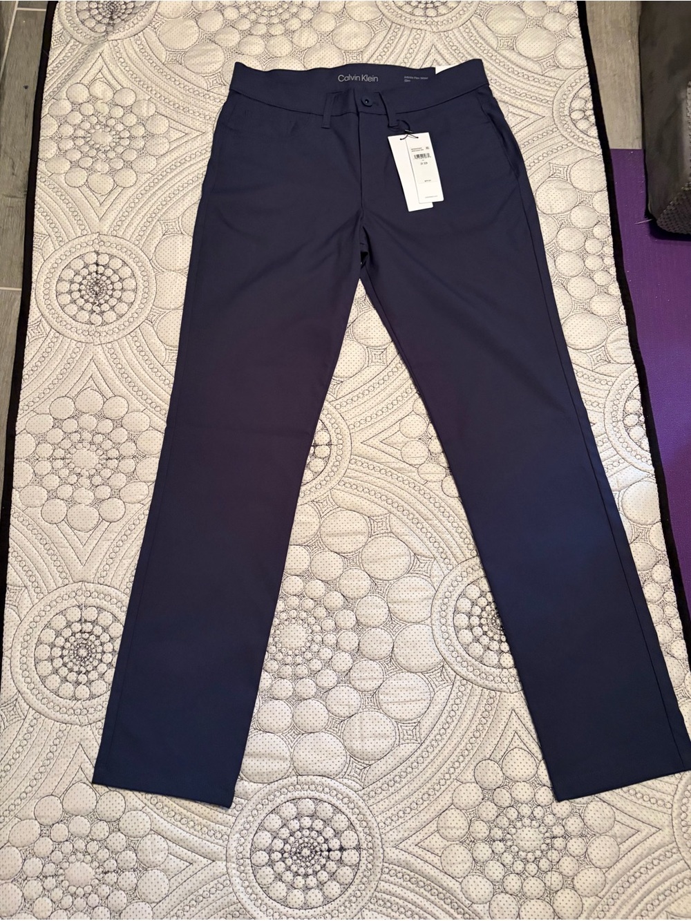 Calvin Klein Infinite Flex Slim Fit Pants 31x32 Ink NWT